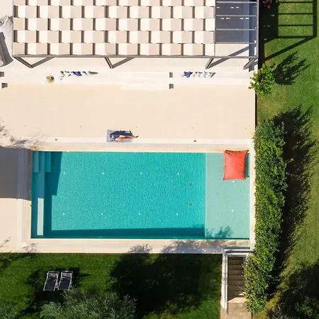 Villa Almyra Halikounas