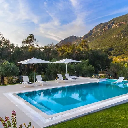 Villa Almyra Halikounas