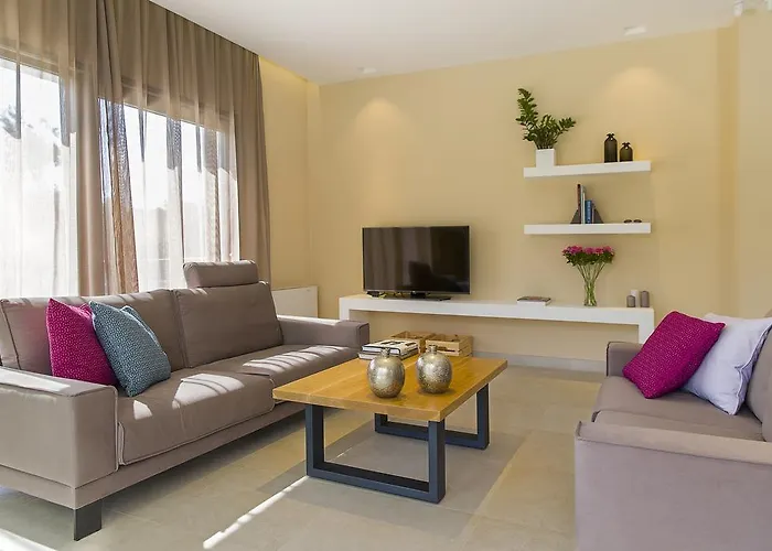 Almyra Вилла Halikounas